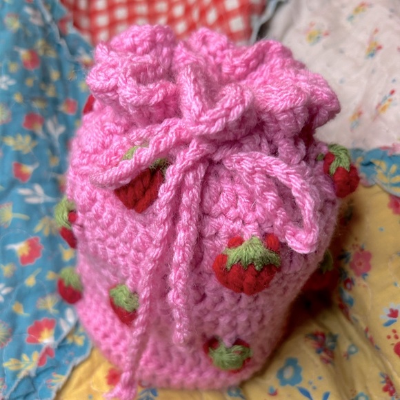 Strawberry Drawstring Pouch - Picture 6 of 6
